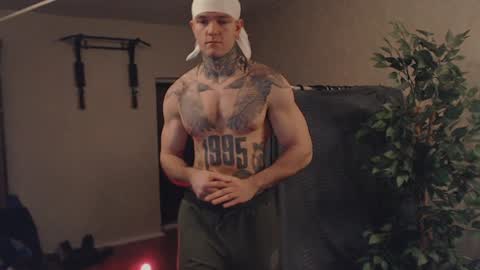 Snapshot of bulatov_x chatting on 02.07.25 Dmitriy online show from 02.07.25