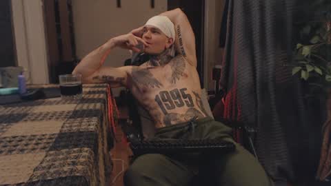 Snapshot of bulatov_x chatting on 02.08.25 Dmitriy online show from 02.08.25