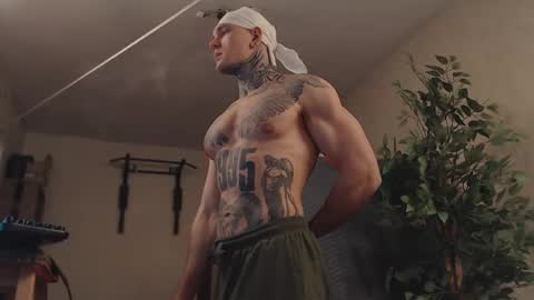 Snapshot of bulatov_x chatting on 02.10.25 Dmitriy online show from 02.10.25