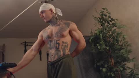 Snapshot of bulatov_x chatting on 02.10.25 Dmitriy online show from 02.10.25