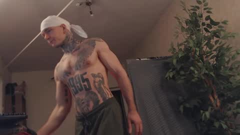 Snapshot of bulatov_x chatting on 02.14.25 Dmitriy online show from 02.14.25