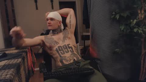 Snapshot of bulatov_x chatting on 02.17.25 Dmitriy online show from 02.17.25