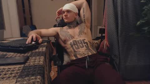 Snapshot of bulatov_x chatting on 03.03.25 Dmitriy online show from 03.03.25