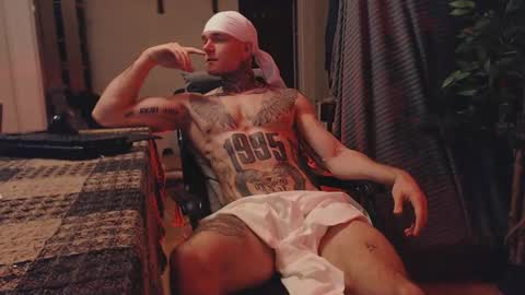 Snapshot of bulatov_x chatting on 03.07.25 Dmitriy online show from 03.07.25