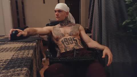 Snapshot of bulatov_x chatting on 03.07.25 Dmitriy online show from 03.07.25