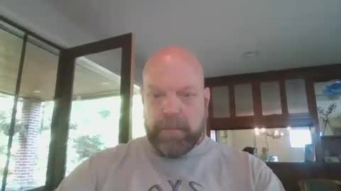 Snapshot of bulldog302w chatting on 06.12.26 bulldog302w online show from 06.12.26