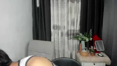 zy online show from 12.01.25