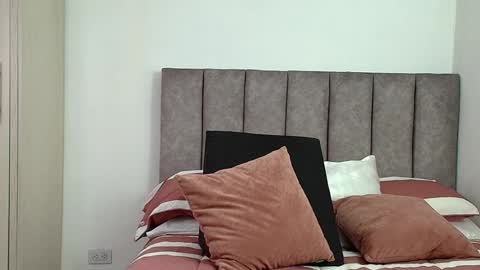 Snapshot of bunny_swtt chatting on 04.17.26 Carolina online show from 04.17.26