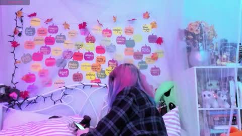 Snapshot of bunnyislewd chatting on 11.28.25 bunnyislewd online show from 11.28.25