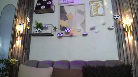 Snapshot of bunnyleahxxx chatting on 06.29.26 ANASTASIA online show from 06.29.26