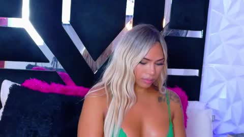 ONLYFANS  online show from 02.25.25