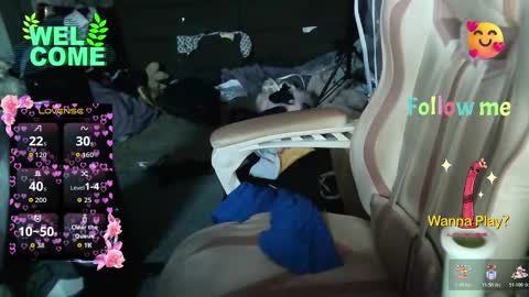 Bunnygirl Onyx online show from 10.21.25