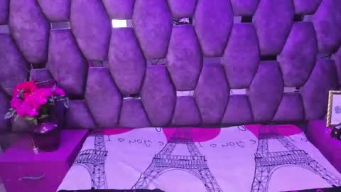 burbuja pink  online show from 02.17.26