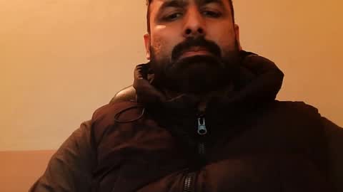 Hairy Arabian online show from 01.11.25