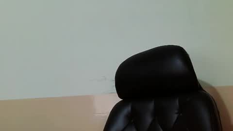 Hairy Arabian online show from 01.28.25