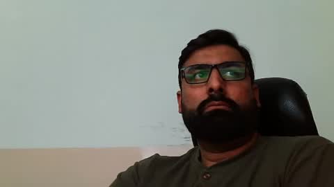 Hairy Arabian online show from 02.03.25