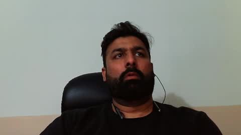 Hairy Arabian online show from 02.05.25