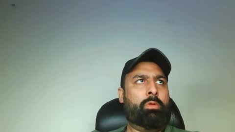 Hairy Arabian online show from 02.08.25