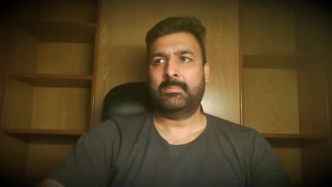 Hairy Arabian online show from 10.21.25