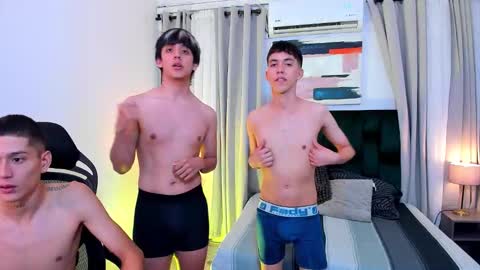 Snapshot of burning_wallen chatting on 09.10.25 zack axel David and Anthony online show from 09.10.25