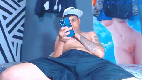 Snapshot of burningboyy chatting on 11.04.25 independiente online show from 11.04.25