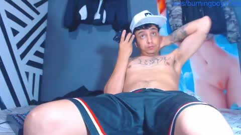 Snapshot of burningboyy chatting on 11.07.25 independiente online show from 11.07.25