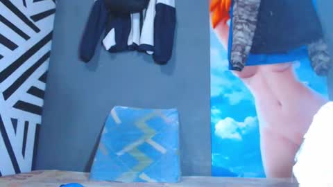 Snapshot of burningboyy chatting on 11.28.25 independiente online show from 11.28.25