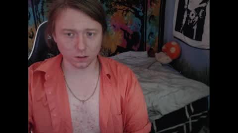 Snapshot of burningflute chatting on 12.25.24 burningflute online show from 12.25.24