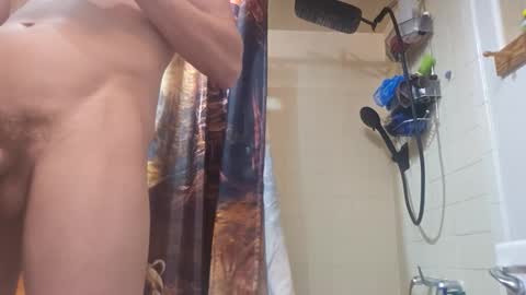 Snapshot of burntbuns710 chatting on 02.17.26 LostSingledad online show from 02.17.26