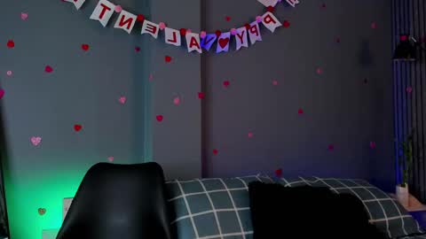 Buster independent model online show from 02.13.25