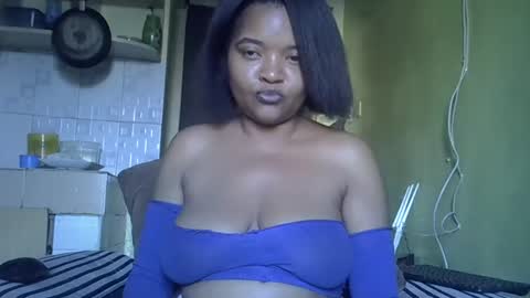 busty kenzi online show from 01.20.25