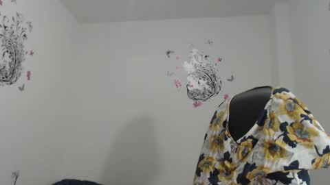 Snapshot of bustyamanda_ chatting on 01.25.25 Amanda online show from 01.25.25