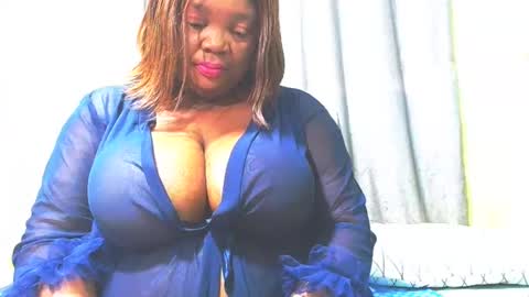 bustymaturestepmum online show from 04.21.26
