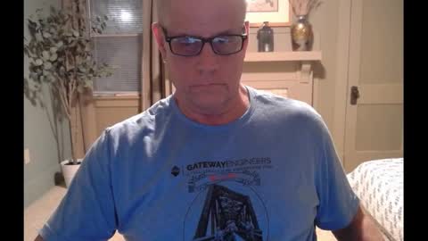 Miles online show from 02.02.25