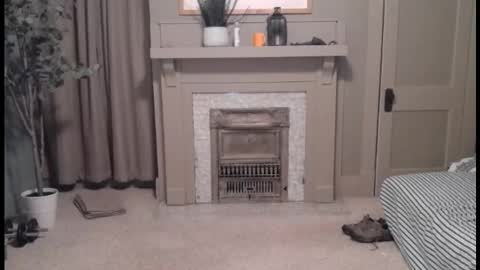 Miles online show from 12.20.25