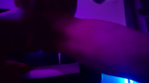 bwall1425 online show from 09.09.25