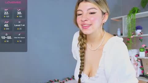 Snapshot of byteblush chatting on 01.12.25 Kira online show from 01.12.25