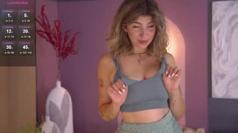 Snapshot of byteblush chatting on 09.17.25 Kira online show from 09.17.25