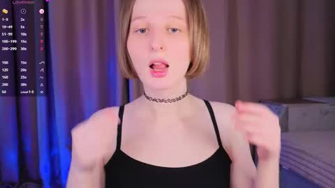 Snapshot of c0ralynx chatting on 03.16.26 C0ralynx online show from 03.16.26