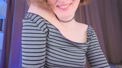 Snapshot of c0ralynx chatting on 04.15.26 C0ralynx online show from 04.15.26