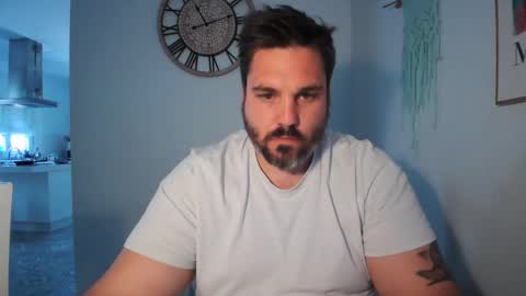 Snapshot of c66752837 chatting on 06.02.26 clark kent online show from 06.02.26