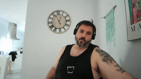 Snapshot of c66752837 chatting on 06.04.26 clark kent online show from 06.04.26