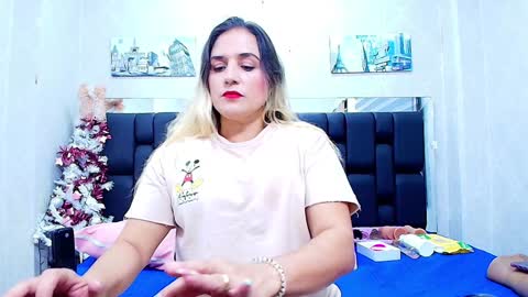 Snapshot of c_fox_ chatting on 01.13.25 Carolina online show from 01.13.25