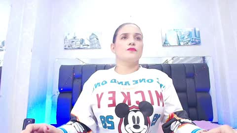 Snapshot of c_fox_ chatting on 01.29.25 Carolina online show from 01.29.25