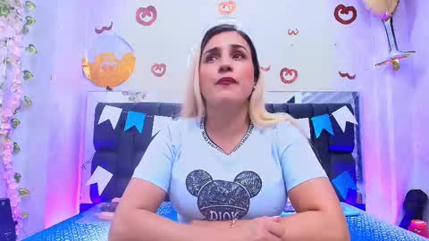 Snapshot of c_fox_ chatting on 09.23.25 Carolina online show from 09.23.25