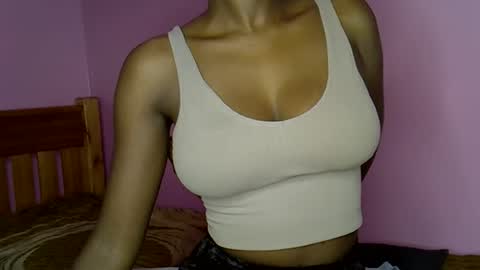 C--trish online show from 01.08.26