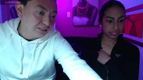 Snapshot of cachondooss chatting on 09.10.25 cachondooss online show from 09.10.25
