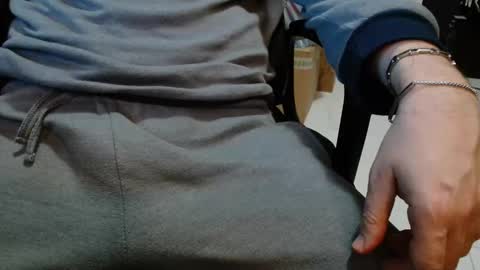 Snapshot of cafetabac chatting on 01.23.25 cafetabac online show from 01.23.25