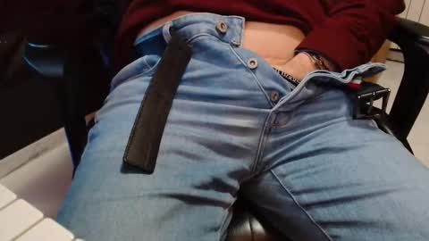 Snapshot of cafetabac chatting on 01.24.25 cafetabac online show from 01.24.25