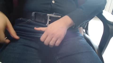 Snapshot of cafetabac chatting on 03.12.25 cafetabac online show from 03.12.25